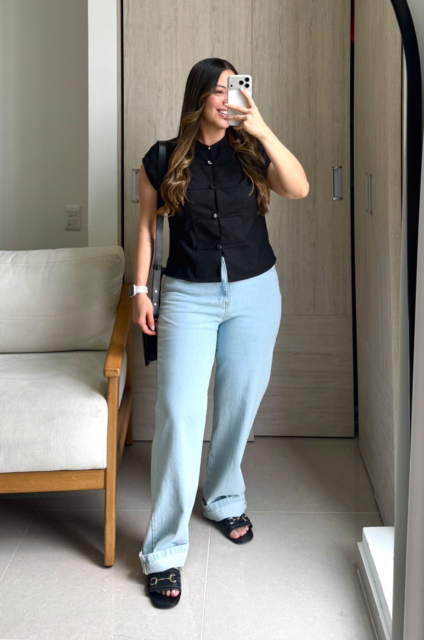 Blusa Cigarra Tono negro